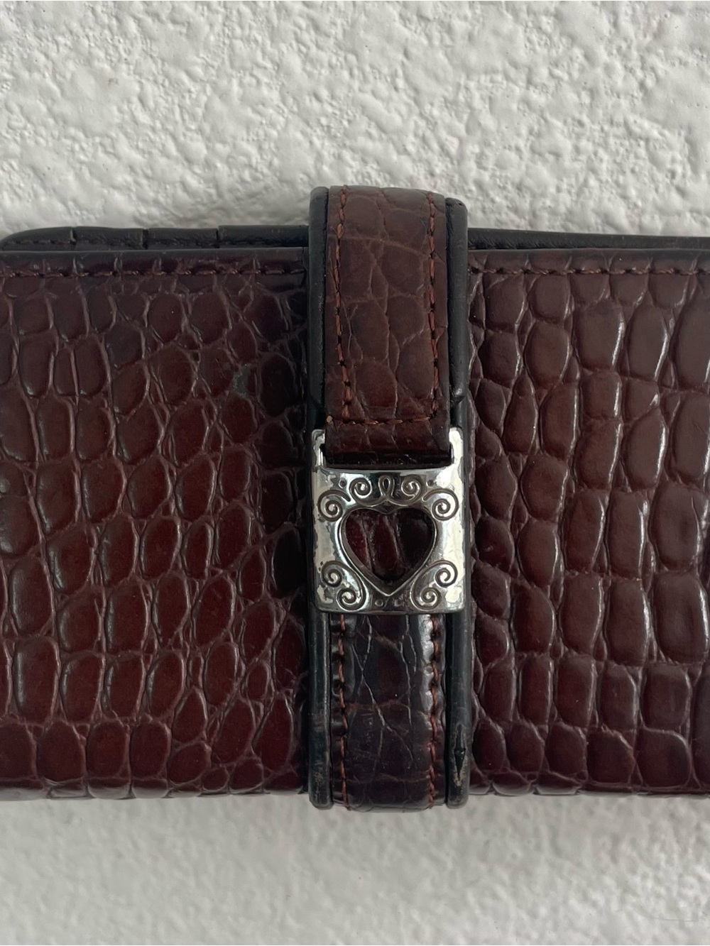 Brighton Croc-Embossed Leather Wallet with Heart Accent, appx 3” X 5”